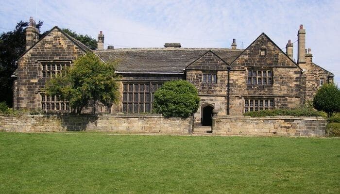 Oakwell Hall Country Park