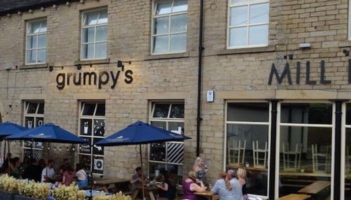 Farsley Pub