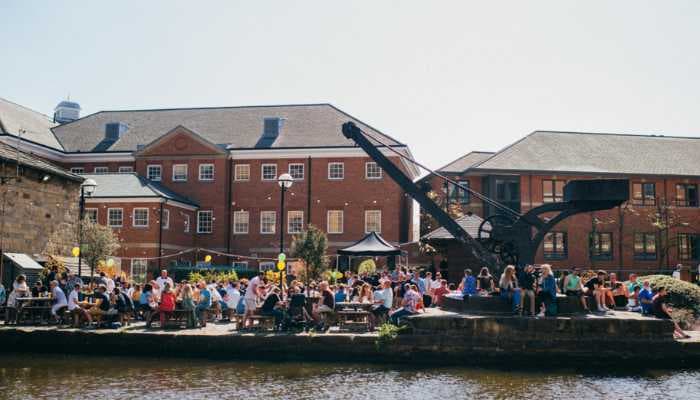 Waterlane Boat House